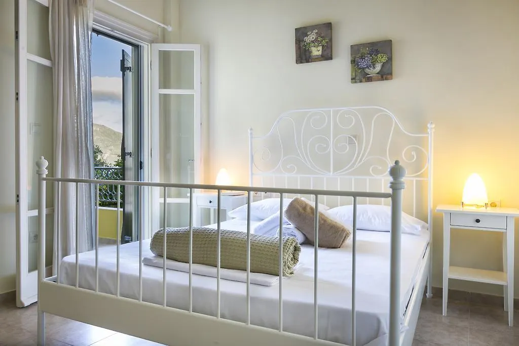 Villa Isalos Fiskardo 0*,  Greece